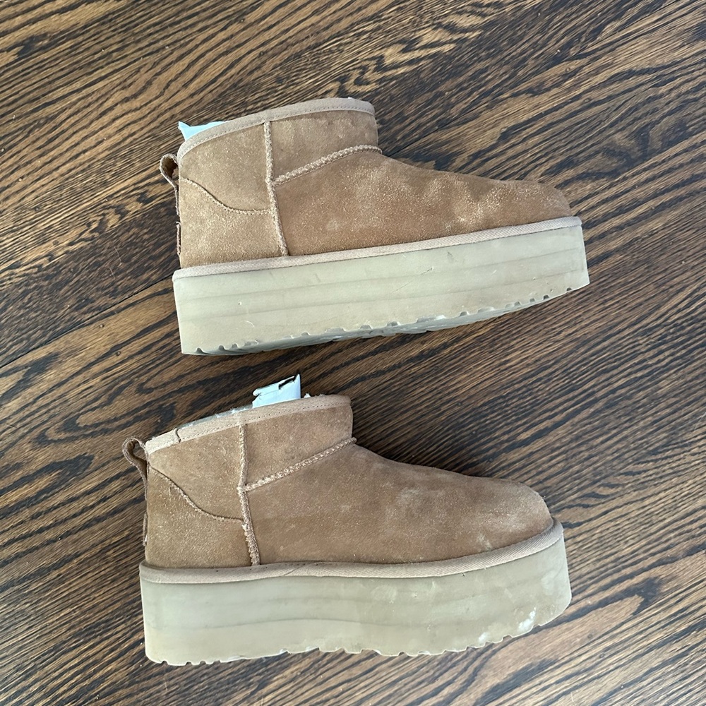 UGG classic ultra mini platform chestnut women’s 9